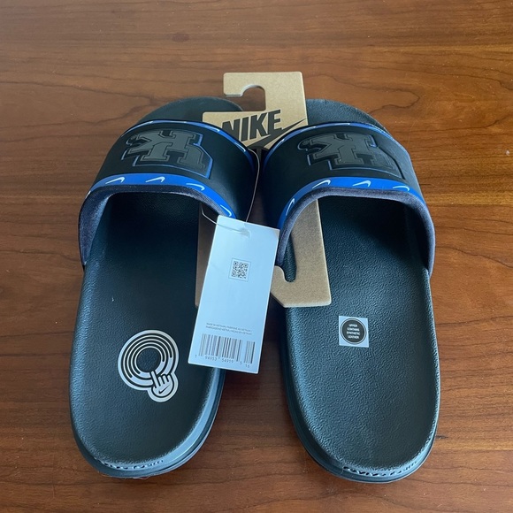 New Nike Offcourt UK Kentucky Wildcats Log Slide Sandals Black DD0529-001 NWOB - Picture 2 of 3